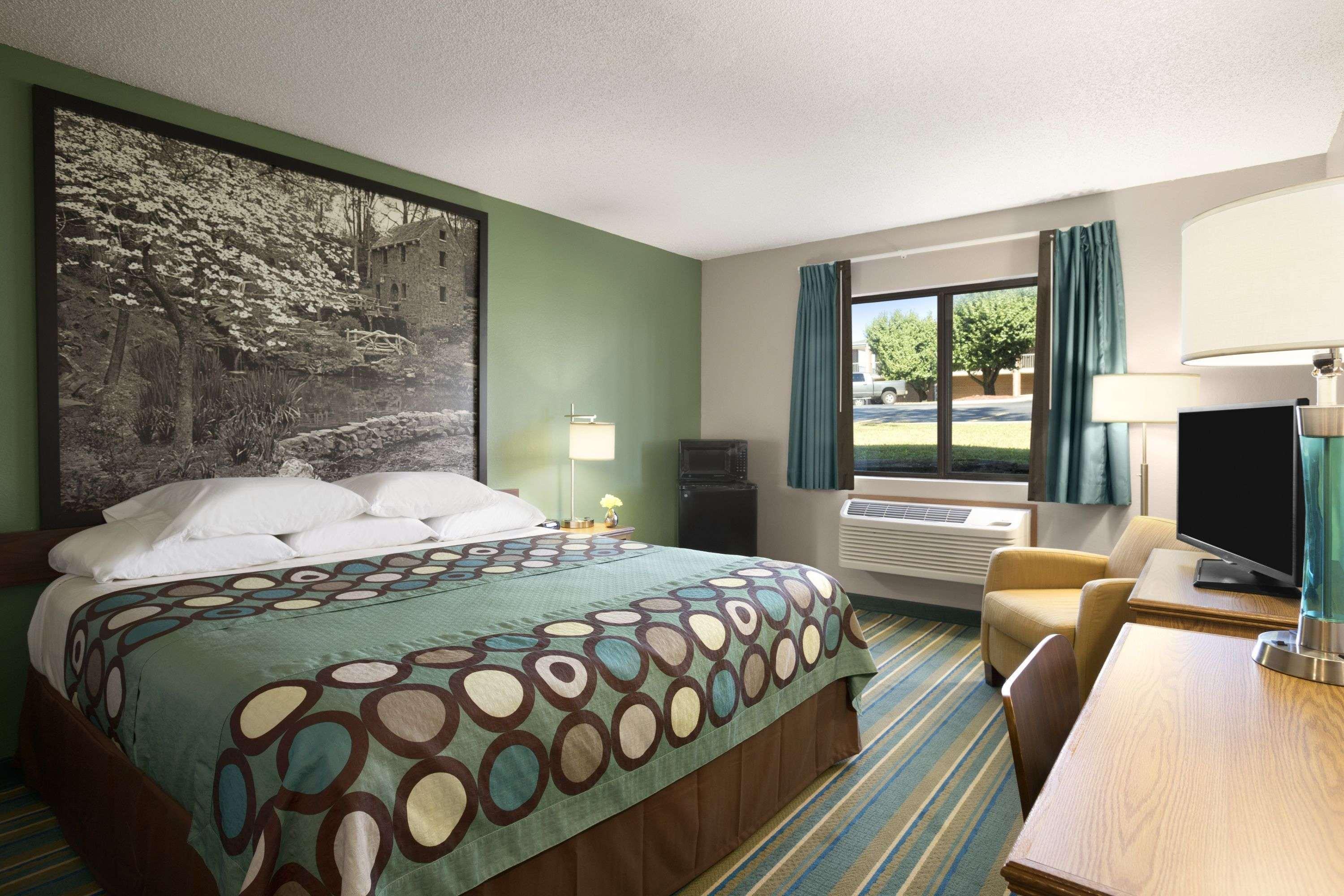 Super 8 By Wyndham Batesville Esterno foto