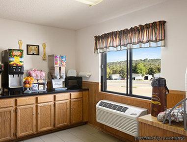 Super 8 By Wyndham Batesville Esterno foto